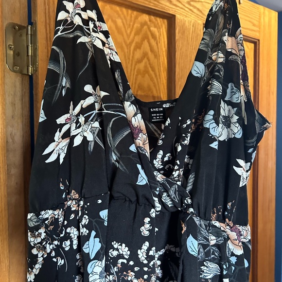 Shein floral floor length Dress with front slit NWOT - Picture 2 of 6